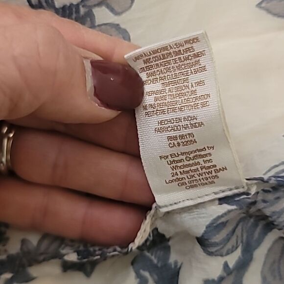 Free People- sheer boho long sleeve shirt size medium - Picture 8 of 8